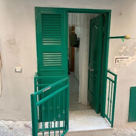 ナポリLa Casa Dei Nonniアパートメント エクステリア 写真